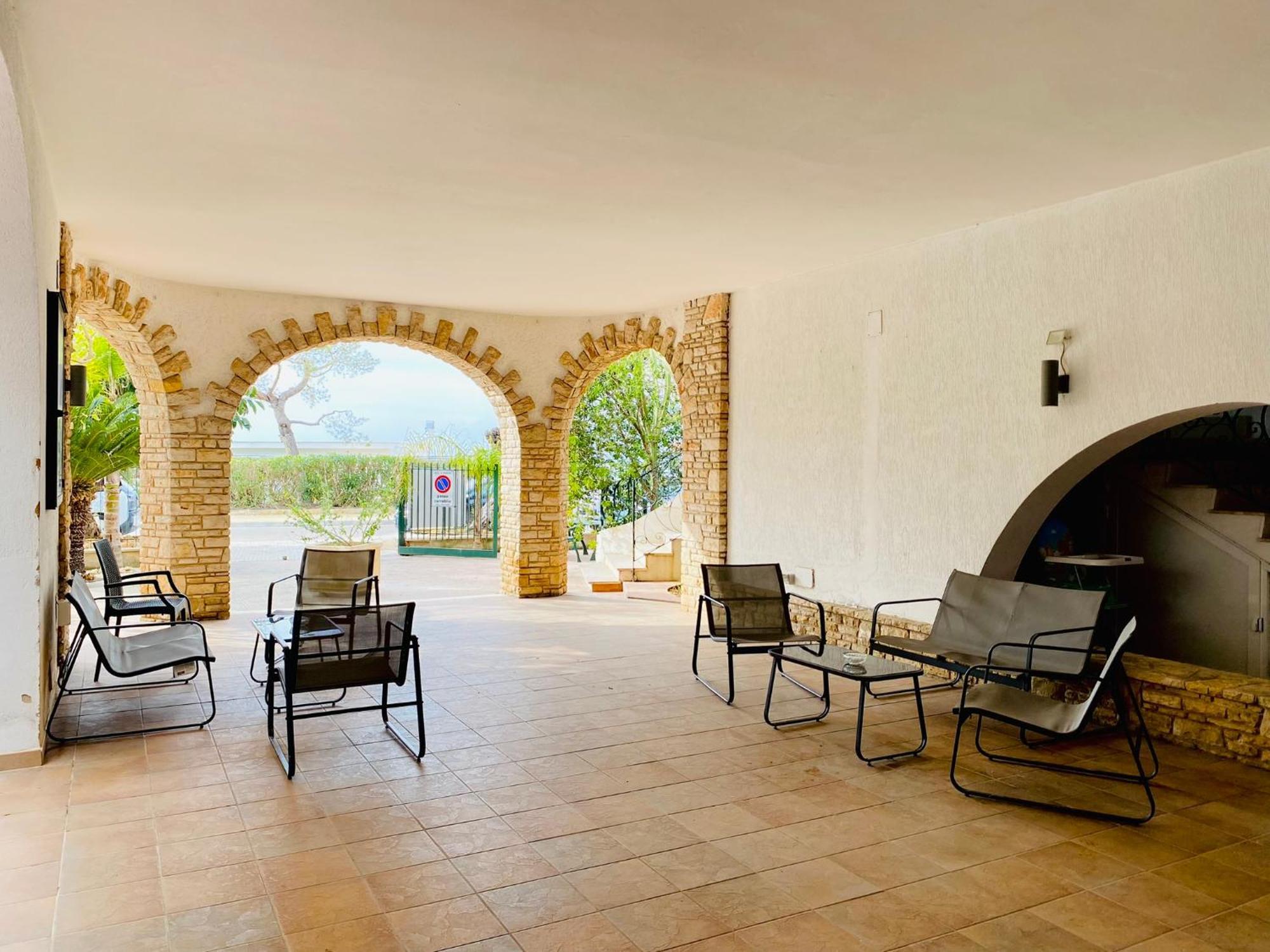 Villa Gaudi ซันตีซิโดโร ภายนอก รูปภาพ