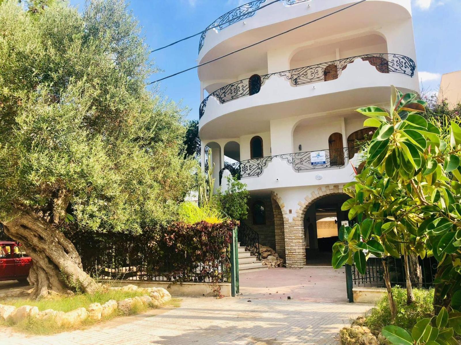 Villa Gaudi ซันตีซิโดโร ภายนอก รูปภาพ